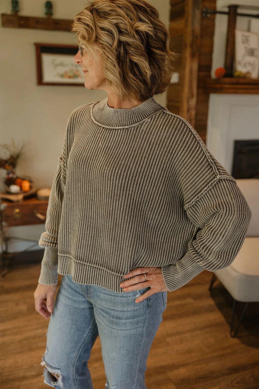 ANNISTYN OVERSIZED SWEATER