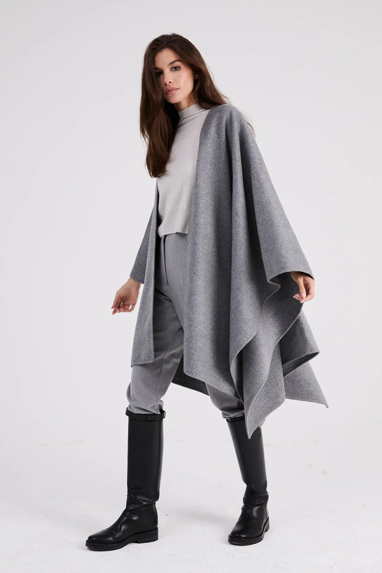   Beryll Cashmere Cape | Gray