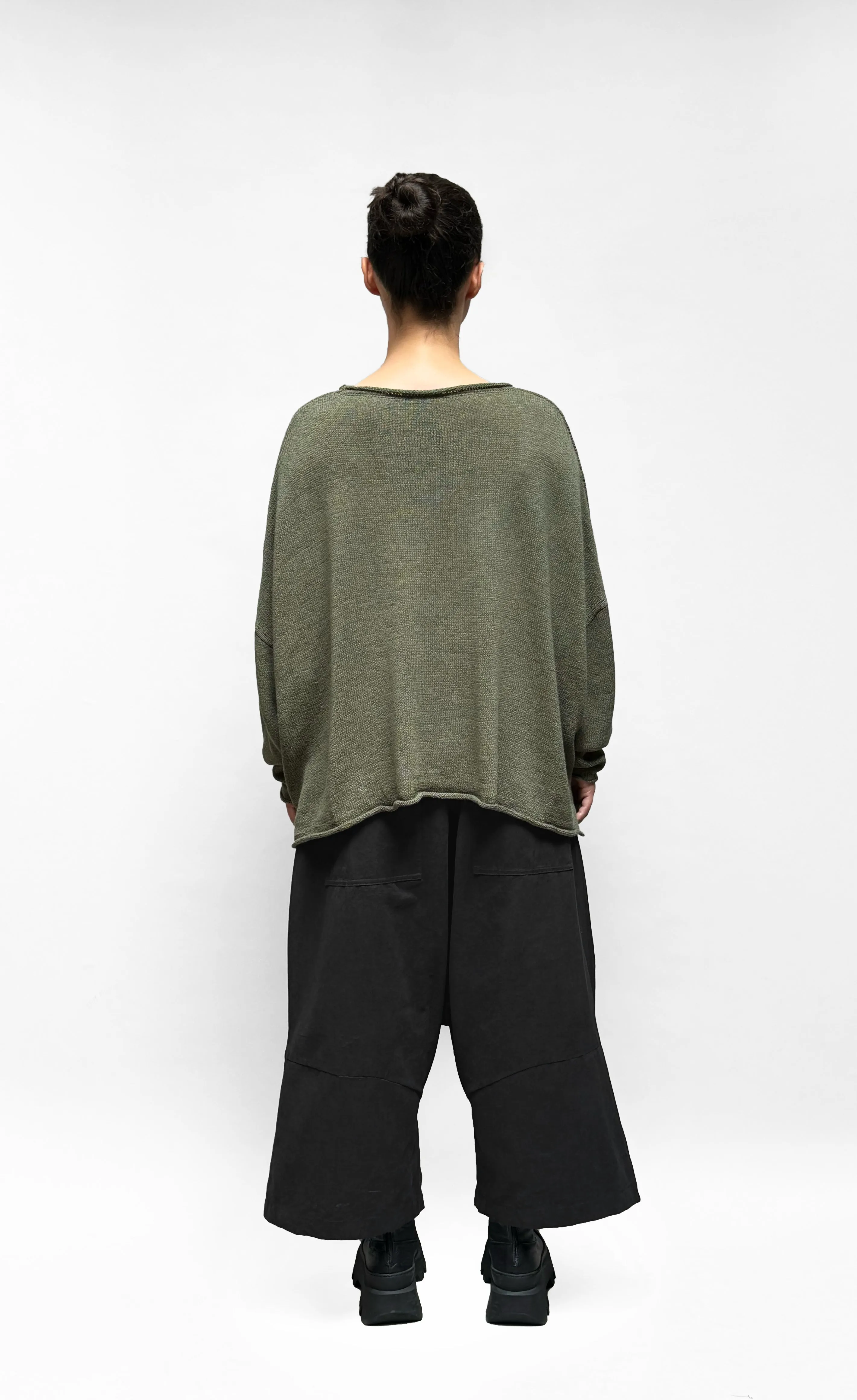 BLACK LABEL Boxy Knit Pullover in Black