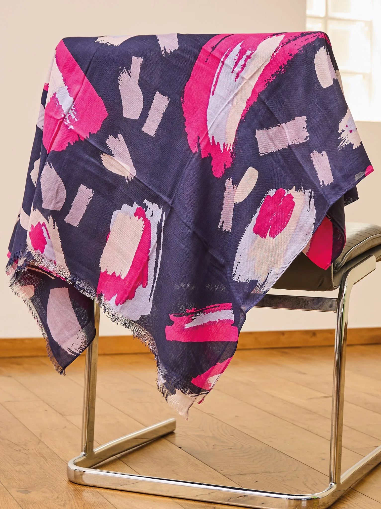 Brush Stroke Print Scarf - Navy/Fuchsia