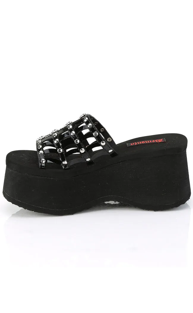 FUNN-13 Black Patent Spiderweb Platform Sandals