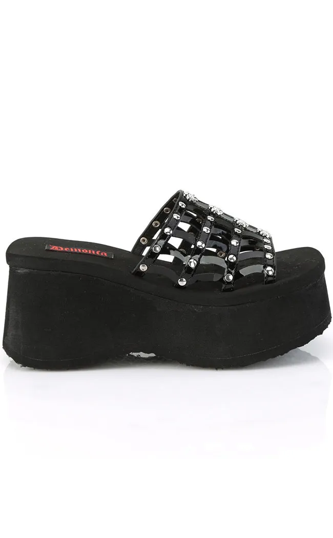 FUNN-13 Black Patent Spiderweb Platform Sandals