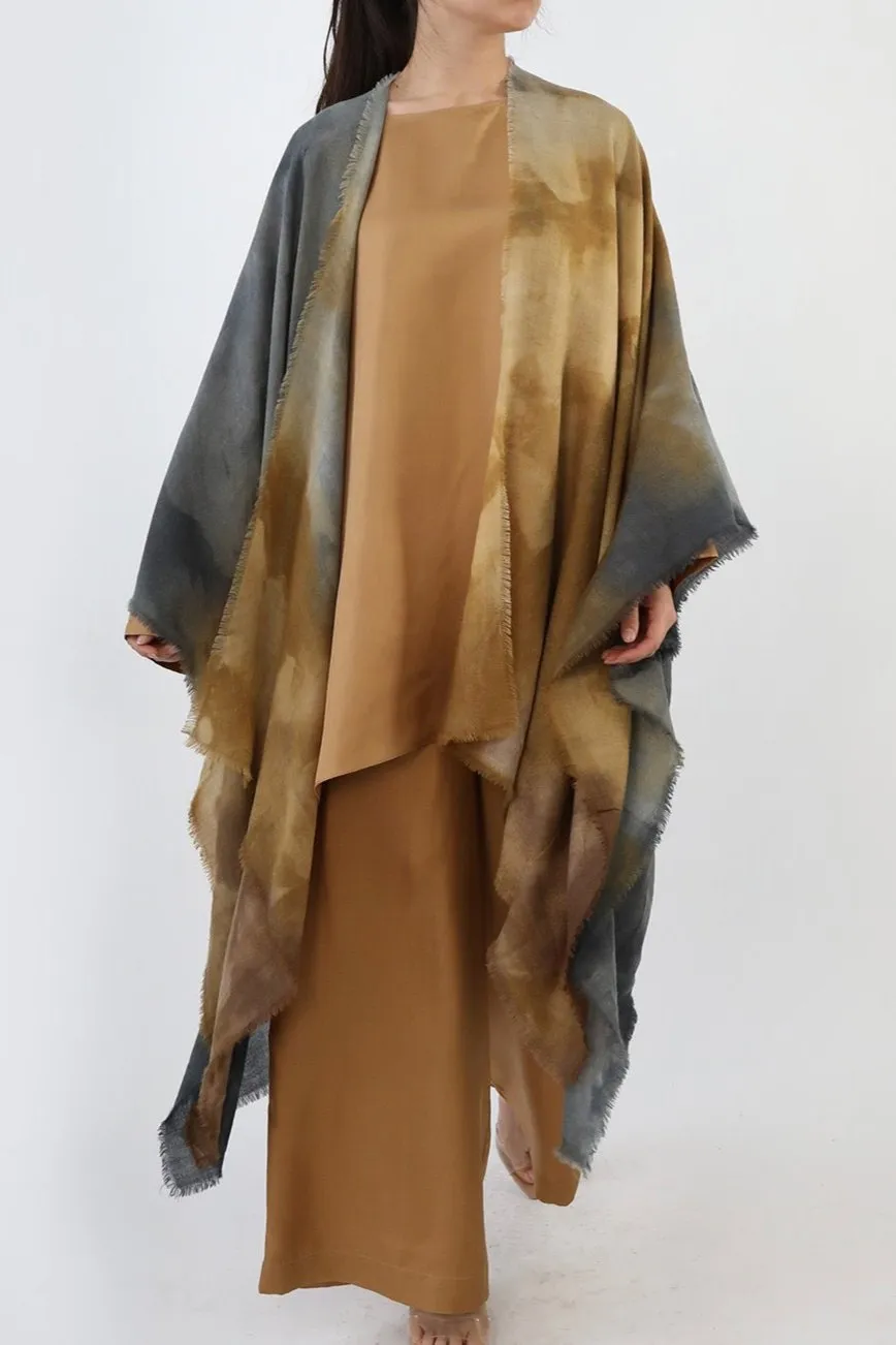 LANAI CARRIAGI CASHMERE LONG CAPE WRAP IN HAND-DYED MARONE GRIGGIO