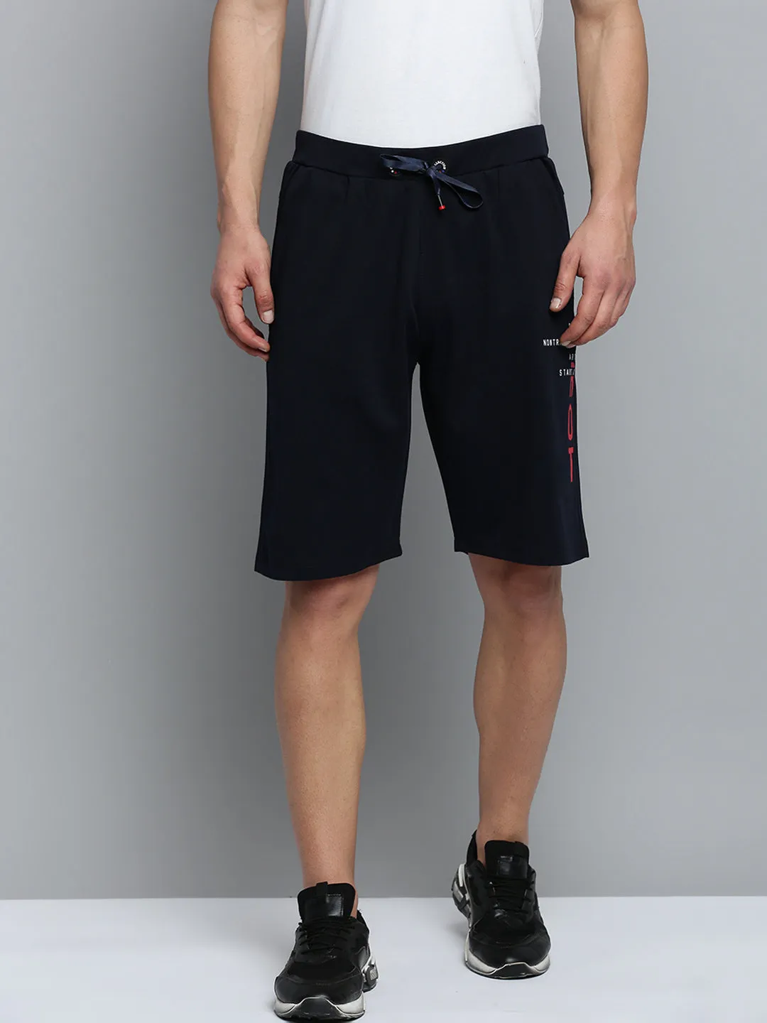 Men Navy Solid Sports Shorts