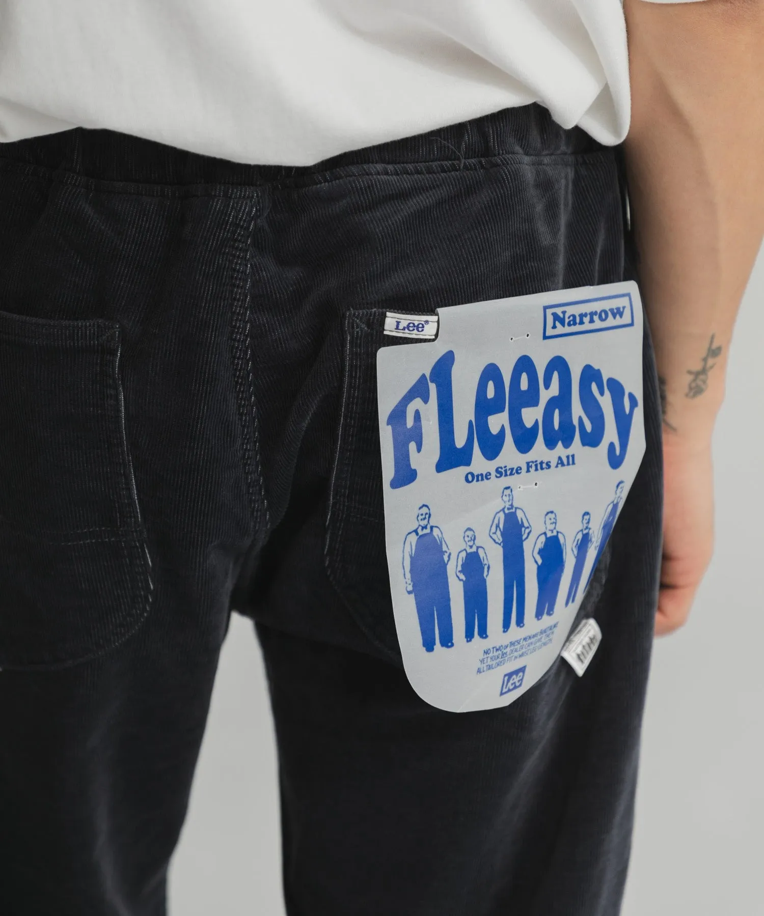 【MEN , WOMEN】Lee FLeeasy Narrow コーデュロイ