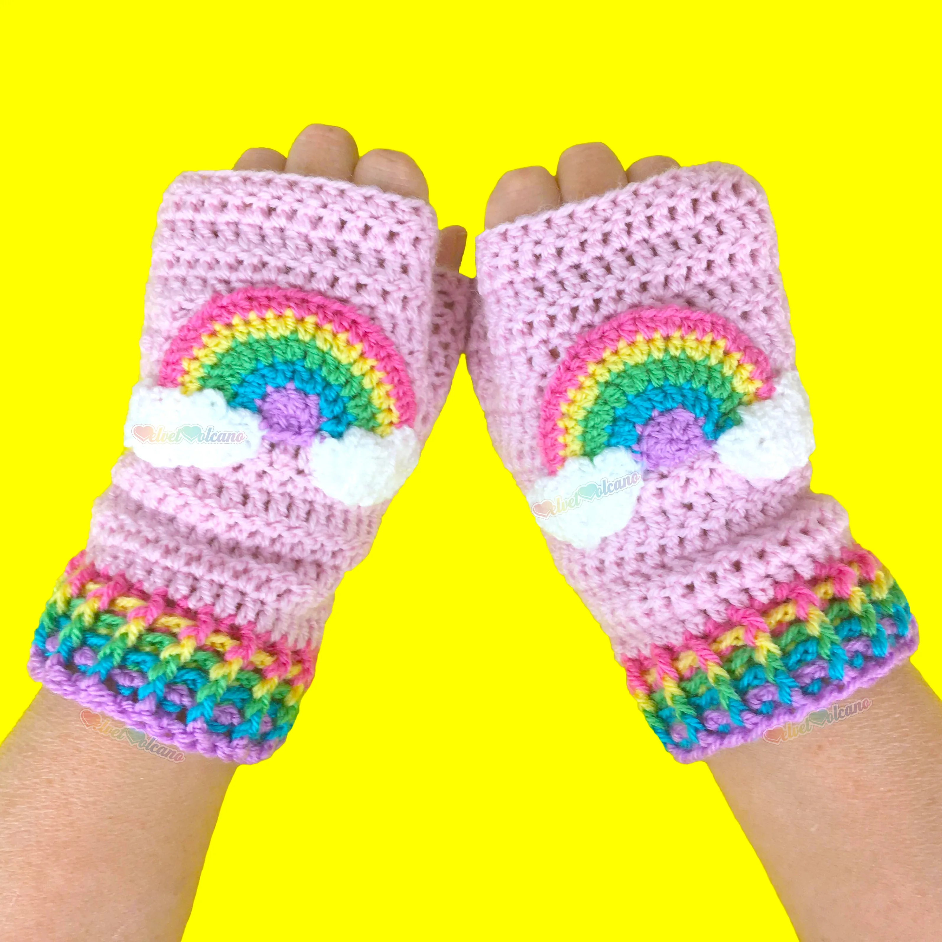 Pastel Rainbow Cloud Fingerless Gloves (Baby Pink)