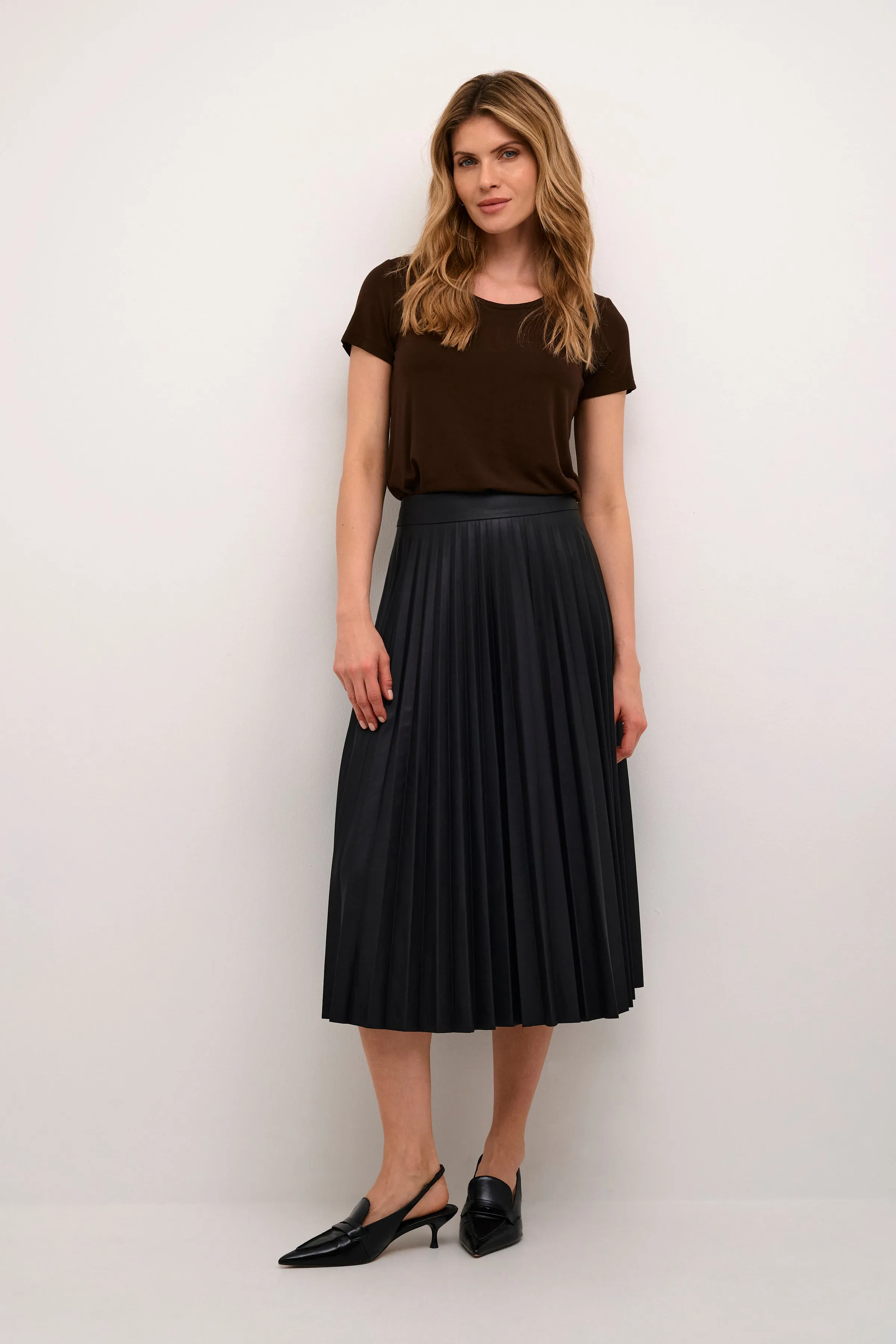 Poda Cassandra Skirt in Black