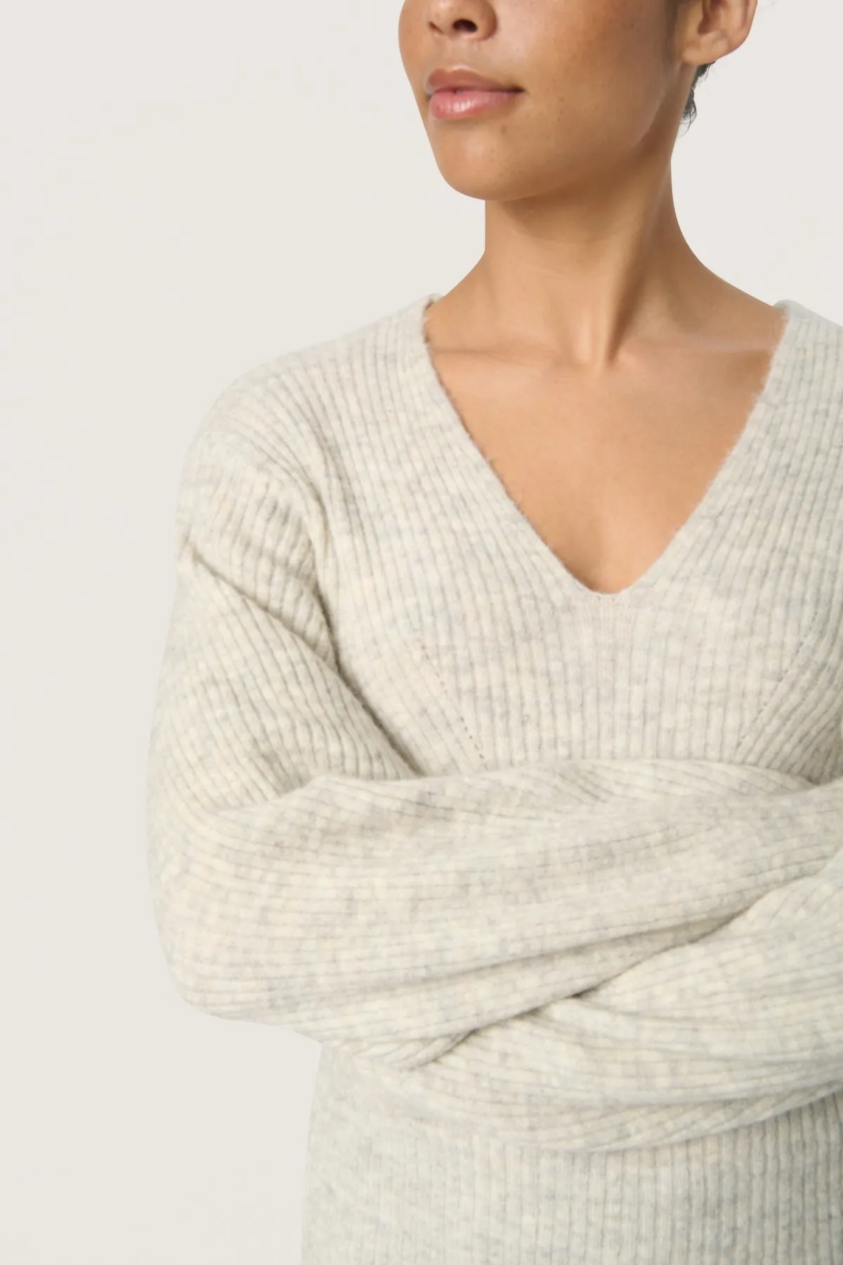 Rakel Ribbed V-Neck Pullover