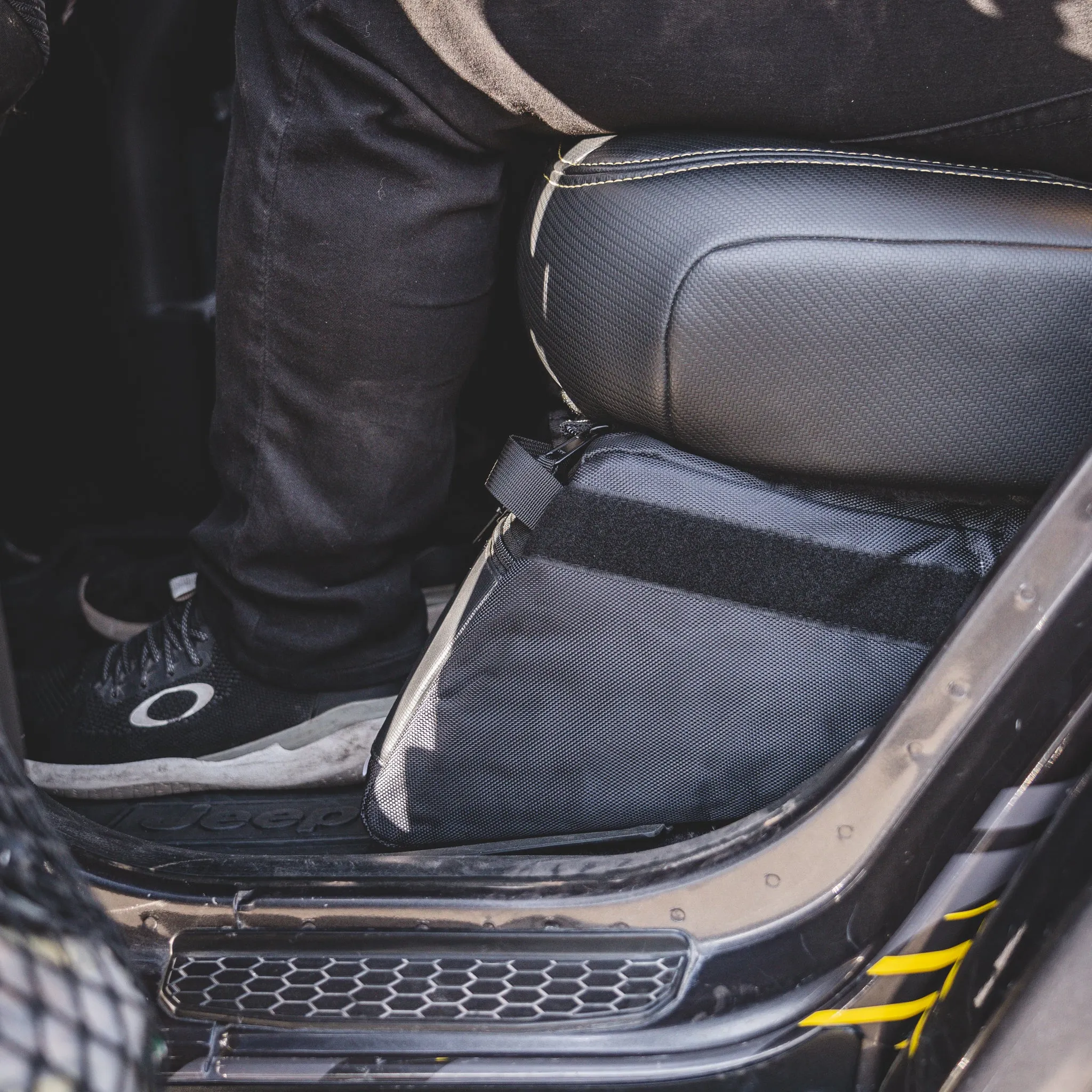 Wrangler 4dr (JKU & JLU) Under Seat Storage Kit